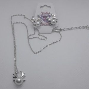 Dashing Through The Snow Reindeer Necklace Earring Set